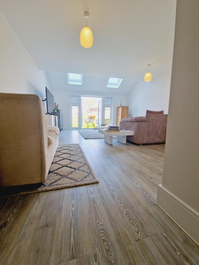 Villa Coastal Retreat Bognor Bersted Exterior foto
